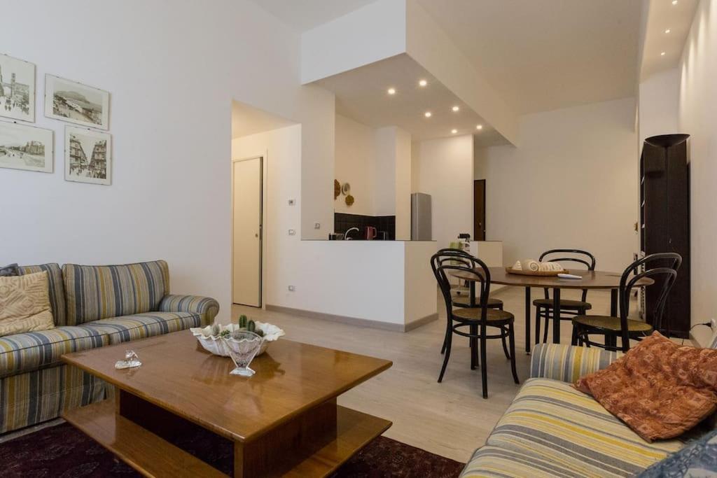 Appartamento 2 Camere Da Letto Al Politeama Παλέρμο Εξωτερικό φωτογραφία