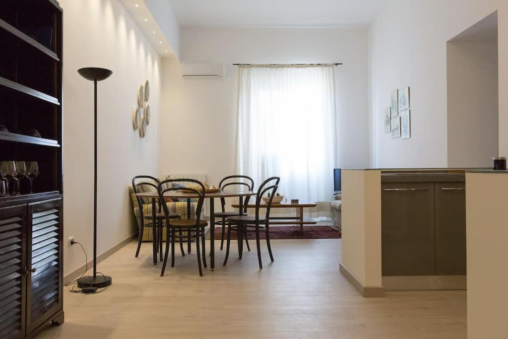 Appartamento 2 Camere Da Letto Al Politeama Παλέρμο Εξωτερικό φωτογραφία
